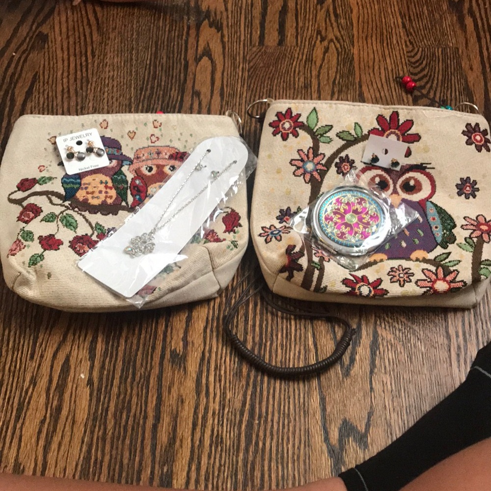 Bundle of cute jewelry and two purses from Mexico